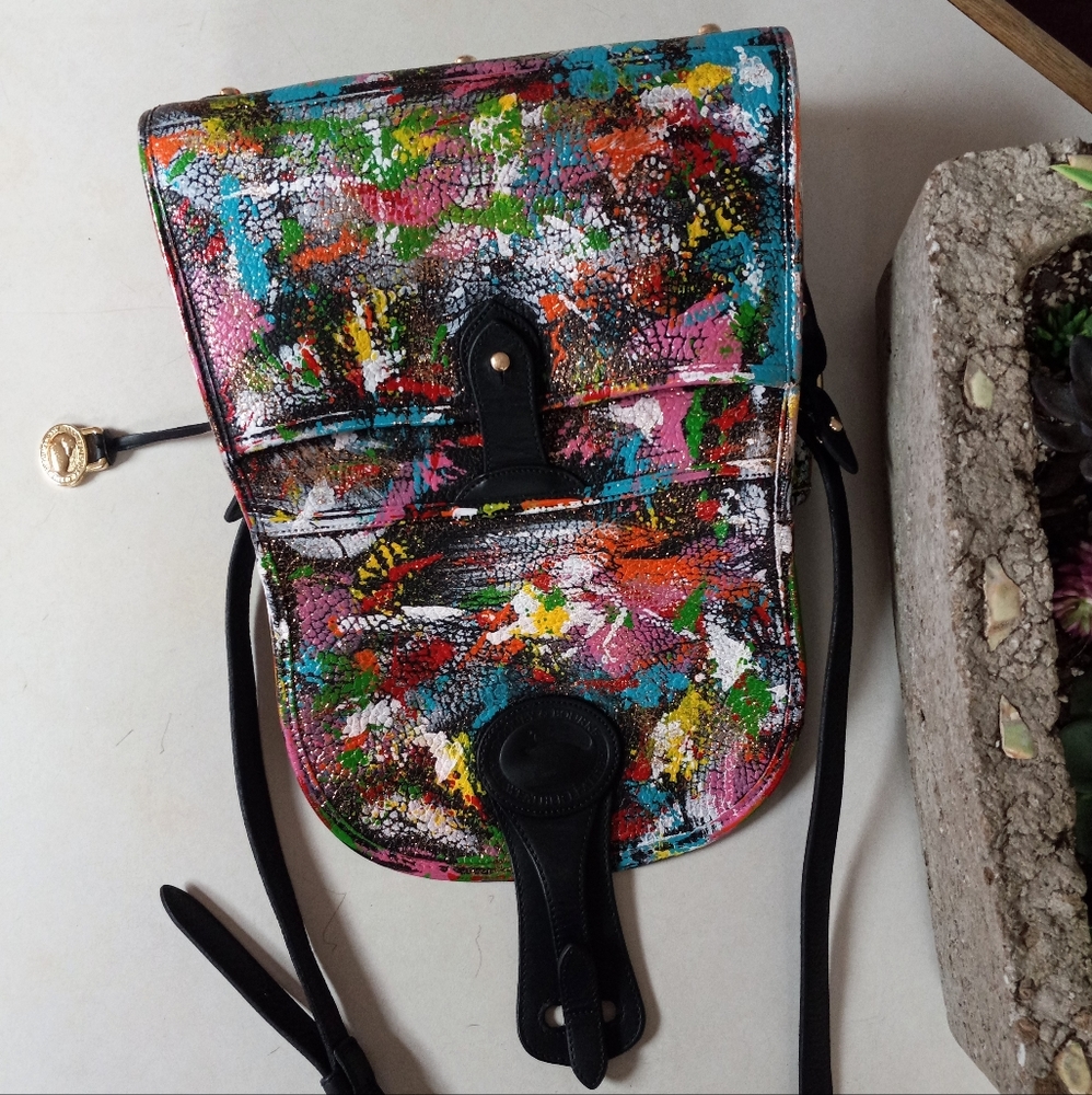 SOLD ON ANOTHER SITE Dooney & Bourke Essex crossbody, 1993 - Picture 7 of 13